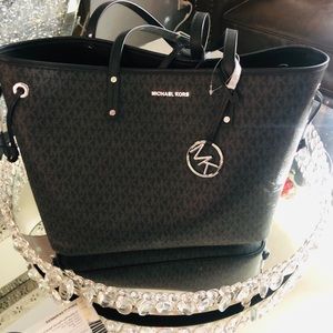 Micheal Kors Jet set Travel bag